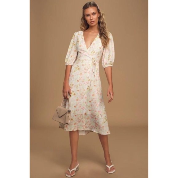 Lulus Dresses & Skirts - NWT Charlie Holiday Salsa Floral Print Puff Sleeve Dress - size XS